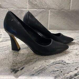 French Connection women's size 9 Vegan Leather Raven Flared Heel Pumps